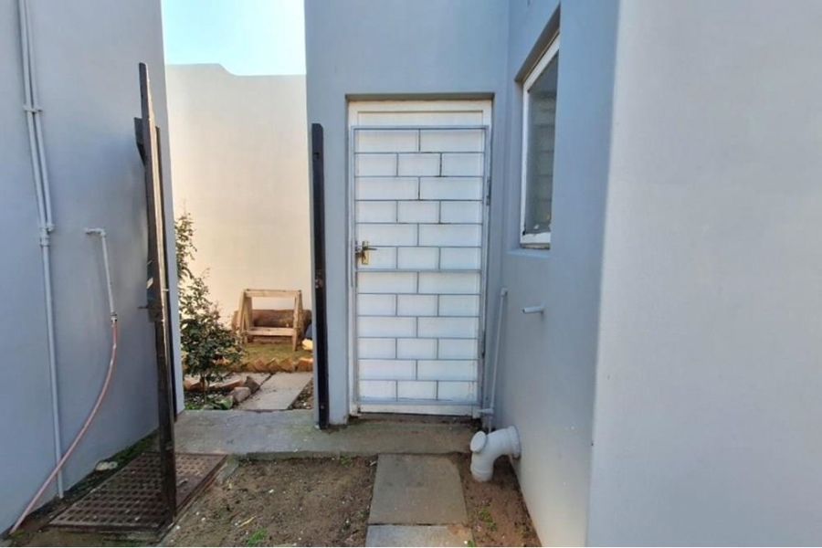 4 Bedroom Property for Sale in Lamberts Bay Western Cape